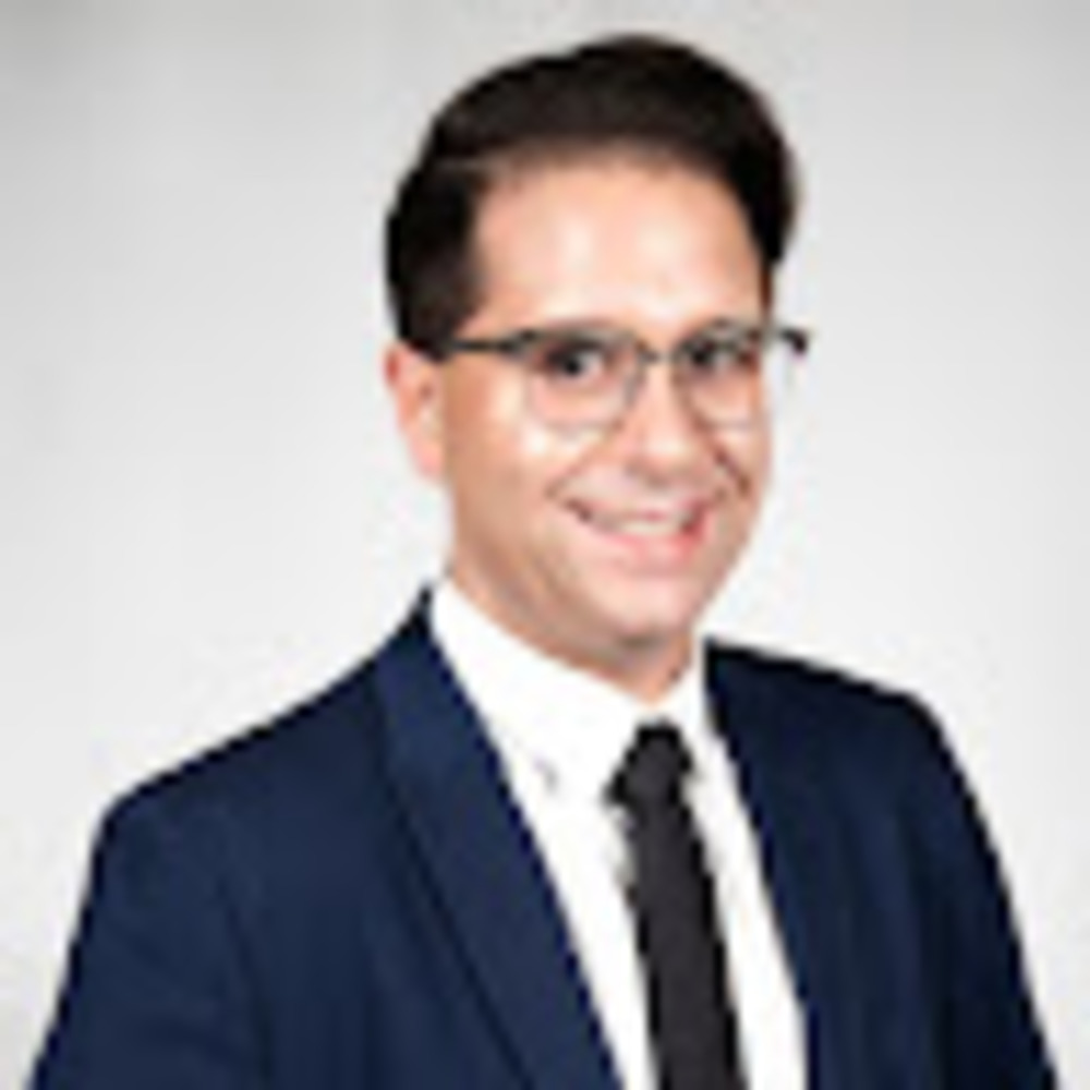 Meet your Posher, Christopher